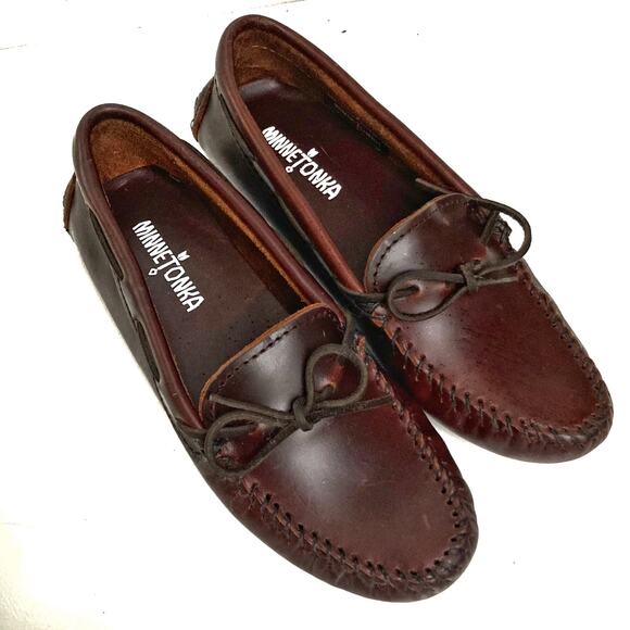 Minnetonka Luxe Leather Driving Moccasins | Chocolate Brown Classic Fall Staple - Picture 1 of 16
